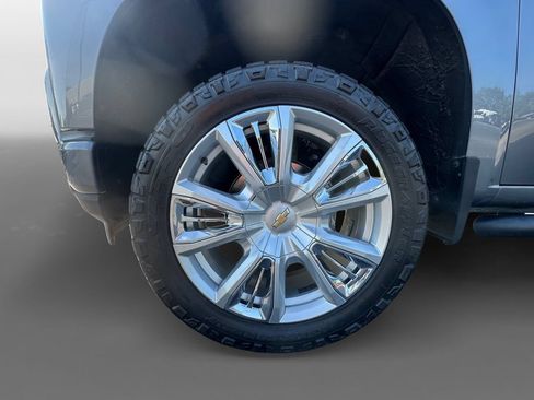 Used 2021 Chevrolet Silverado 1500 RST AWD/4WD image 15