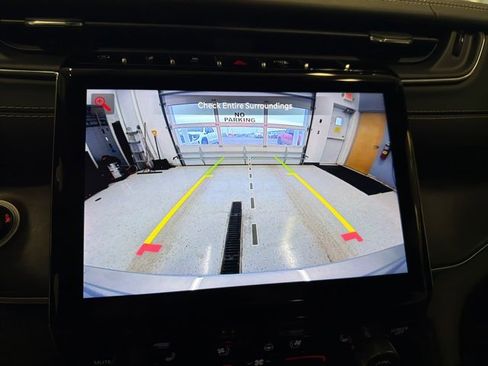 Used 2022 Jeep Grand Cherokee Overland image 54