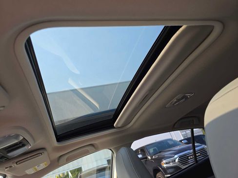Used 2019 Subaru Crosstrek 2.0i Limited w/ Moonroof Package w/Navigation AWD/4WD image 23