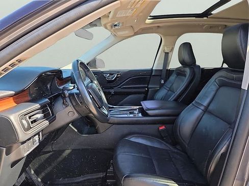 Used 2023 Lincoln Aviator Reserve w/ Elements Package Plus AWD/4WD image 15