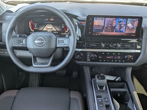 New 2026 Nissan Pathfinder Platinum FWD image 33