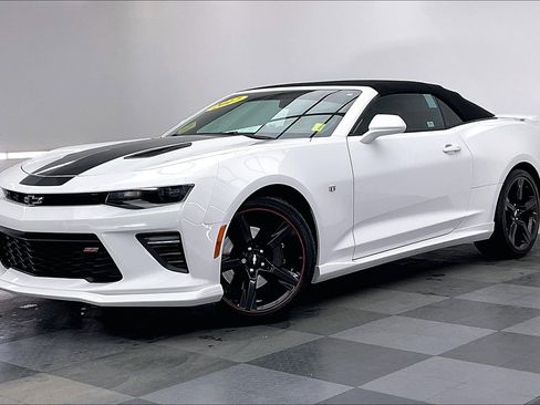 Used 2017 Chevrolet Camaro SS w/ LPO, Ground Effects Package image 12