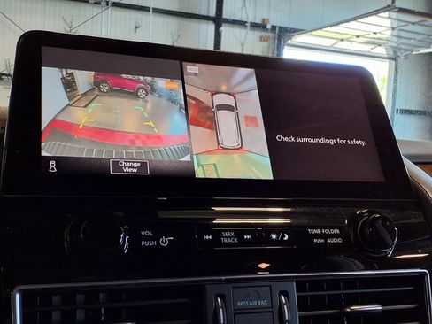 Used 2023 Nissan Armada SL w/ Captain's Chairs Package AWD/4WD image 21