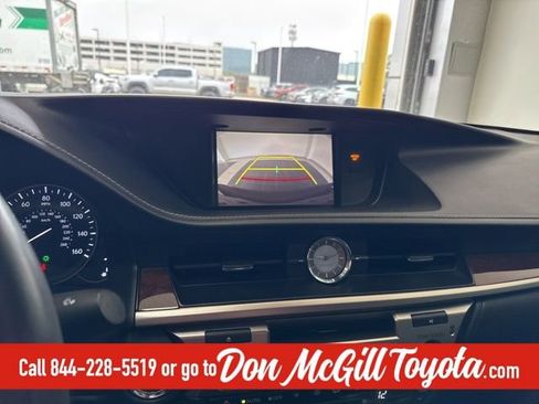 Used 2017 Lexus ES 350 w/ Luxury Package image 21