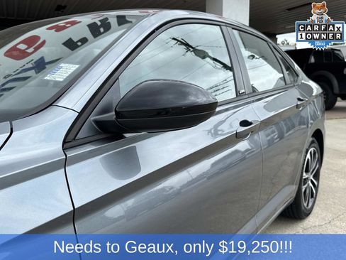 Used 2025 Volkswagen Jetta Sport FWD image 7