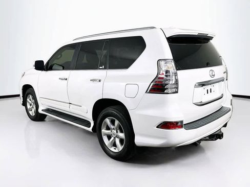 Used 2016 Lexus GX 460 w/ Preferred Accessory Package AWD/4WD image 4