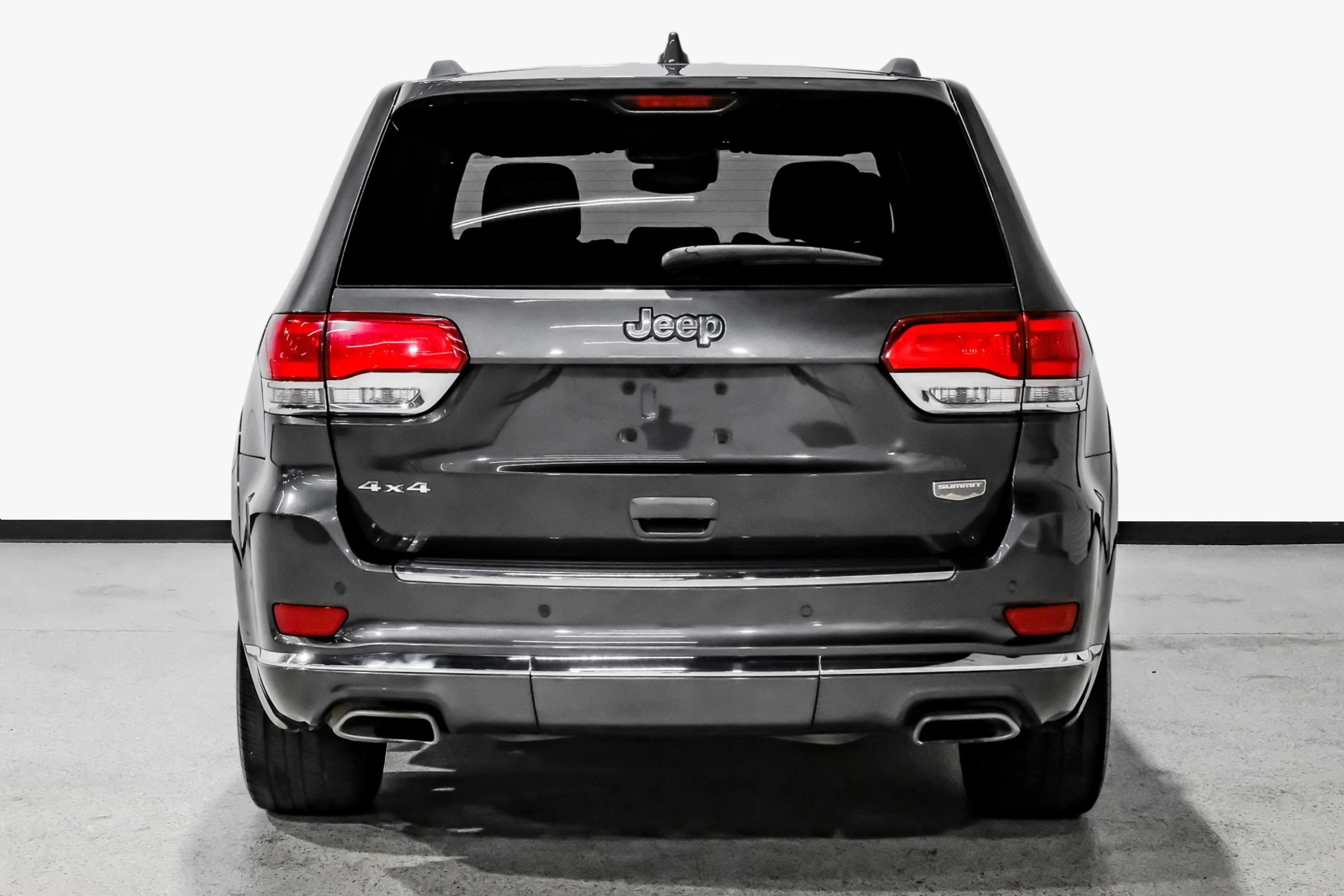 Used 2020 Jeep Grand Cherokee Summit w/ Skid Plate Group AWD/4WD image 7