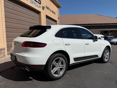 Used 2018 Porsche Macan S AWD/4WD image 32