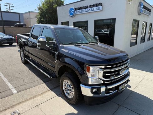 Used 2021 Ford F250 XLT w/ XLT Premium Package AWD/4WD image 14