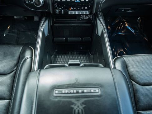 Certified 2022 RAM 1500 Limited w/ Night Edition AWD/4WD image 38