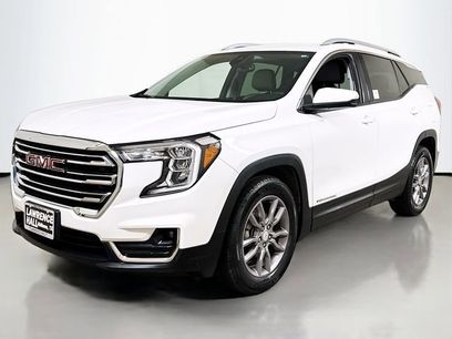 Used 2022 GMC Terrain SLT w/ Infotainment Package II