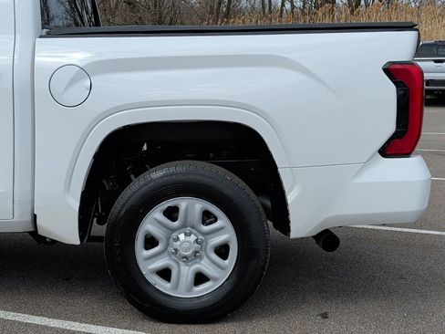 Used 2023 Toyota Tundra SR AWD/4WD image 4