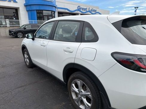 Used 2024 Honda HR-V LX image 4
