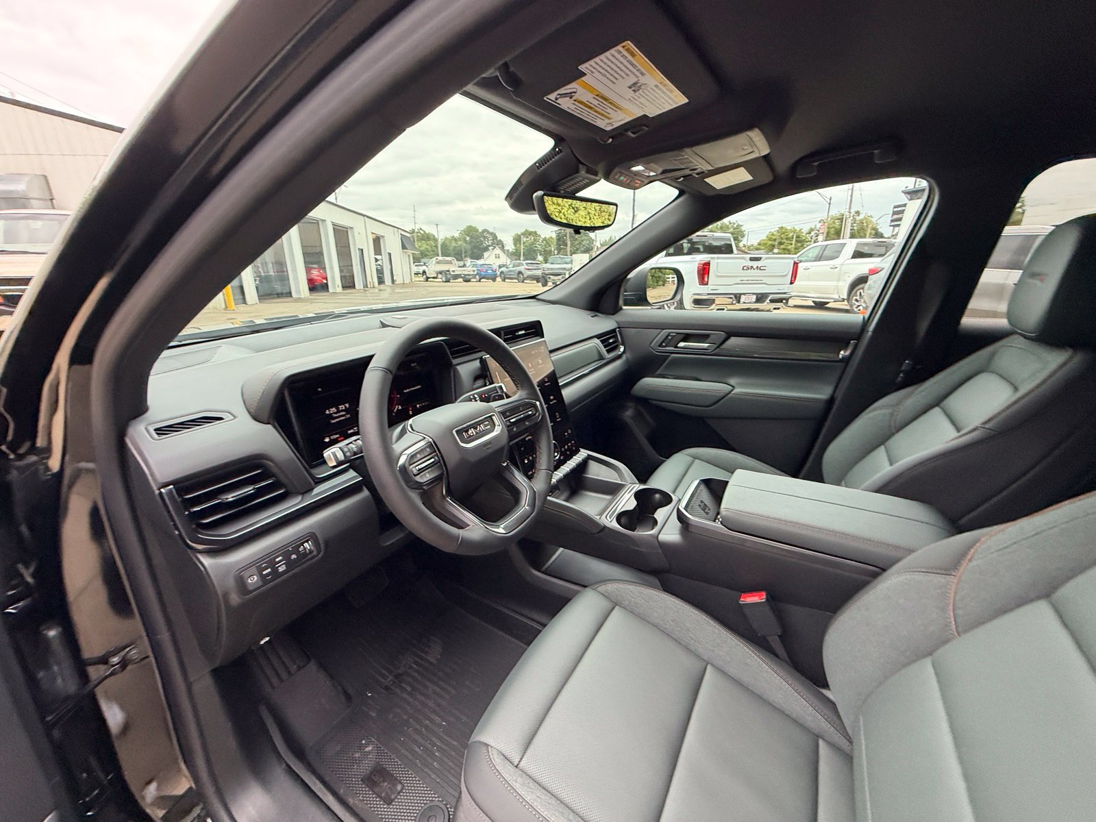 New 2027 GMC Terrain AT4 w/ Convenience Package III AWD/4WD image 18