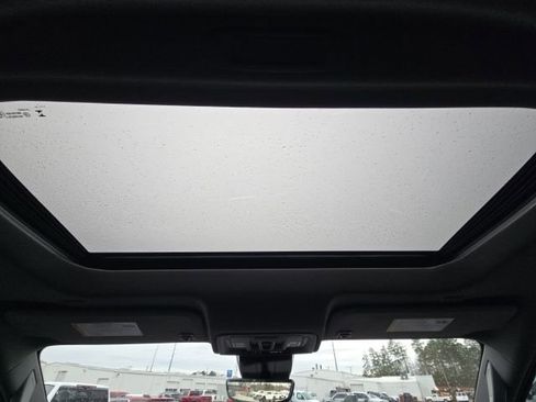 Used 2025 GMC Sierra 2500 Denali w/ Technology Package image 43