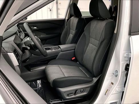 New 2026 Nissan Rogue SV FWD image 9