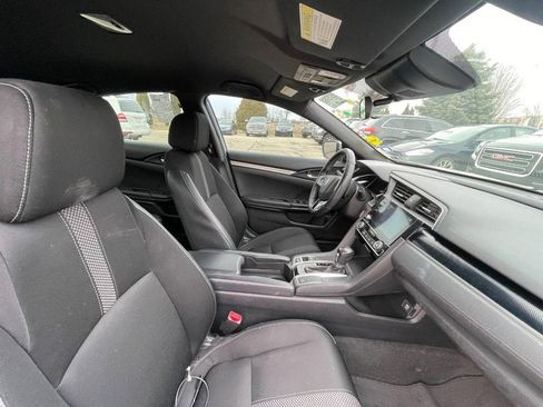 Used 2019 Honda Civic Sport image 3