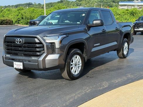 Used 2024 Toyota Tundra SR5 image 8