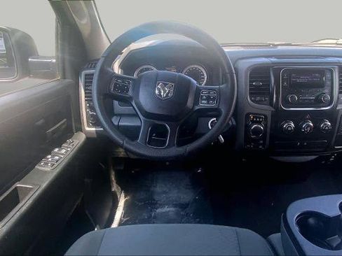 Used 2018 RAM 1500 Express w/ Express Value Package AWD/4WD image 5