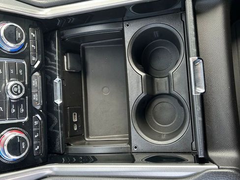 Used 2023 GMC Yukon XL Denali AWD/4WD image 21