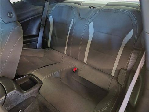 Used 2018 Chevrolet Camaro SS RWD image 20