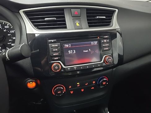 Used 2017 Nissan Sentra SV image 24
