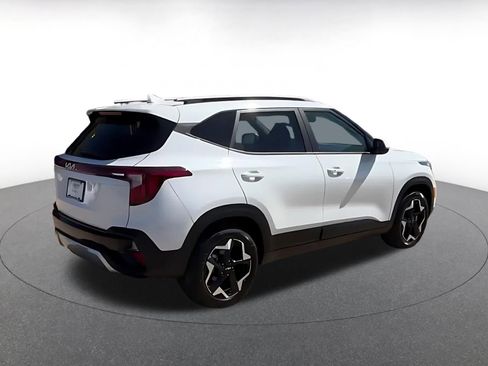 Used 2025 Kia Seltos S image 15