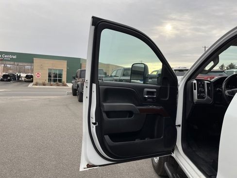 Used 2015 GMC Sierra 2500 SLE image 27