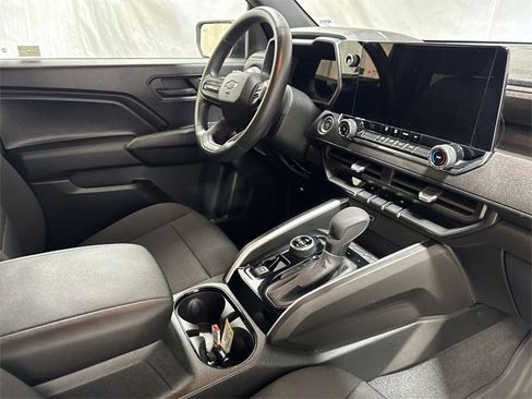 Used 2024 Chevrolet Colorado Trail Boss w/ Advanced Trailering Package image 27