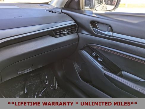 Used 2023 Nissan Altima 2.5 SR image 17