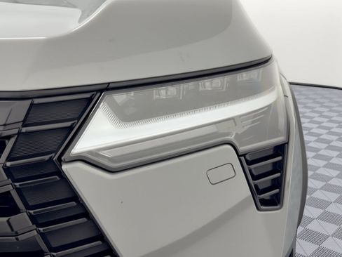 Certified 2025 Lexus GX 550 AWD/4WD image 13