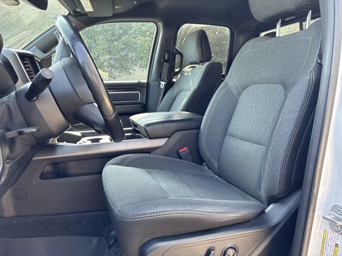 Used 2020 RAM 1500 Big Horn AWD/4WD image 17
