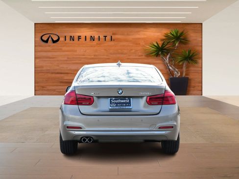 Used 2016 BMW 328i xDrive Sedan image 6