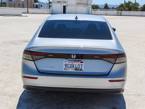 Certified 2023 Honda Accord LX image 5