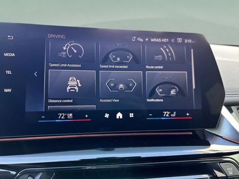 Used 2025 BMW X1 xDrive28i w/ Premium Package image 18