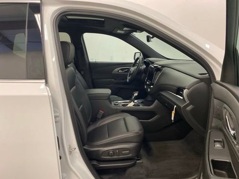 Used 2023 Chevrolet Traverse LT w/ LT Premium Package AWD/4WD image 25