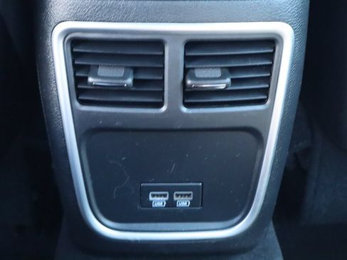 Used 2022 Dodge Charger Scat Pack w/ Navigation & Travel Group RWD image 33
