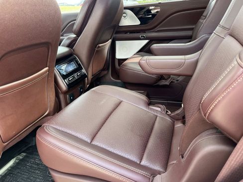 Used 2022 Lincoln Aviator Black Label Grand Touring image 17