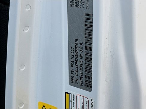 Used 2021 Jeep Wrangler Sahara image 12