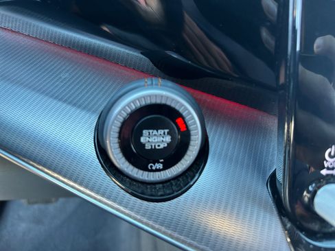 Used 2023 Jeep Grand Wagoneer Series III image 30