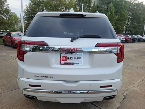 Used 2021 GMC Acadia Denali w/ Denali Technology Package FWD image 5