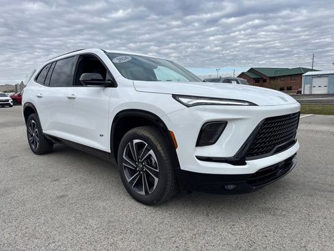 New 2026 Buick Enclave Sport Touring w/ Power Package image 8