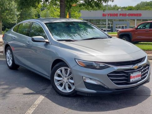 Used 2024 Chevrolet Malibu LT FWD image 2