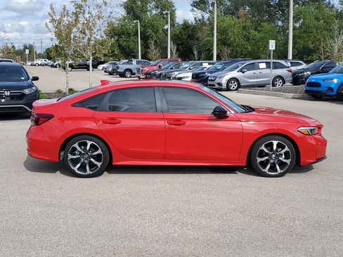 Certified 2025 Honda Civic Sport Touring image 3