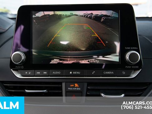 Used 2024 Nissan Altima 2.5 SR image 25