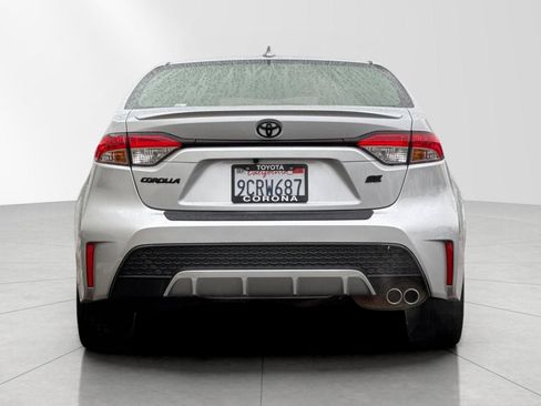 Used 2022 Toyota Corolla SE image 5