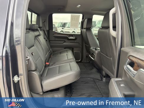 Used 2025 GMC Sierra 1500 SLT w/ SLT Premium Plus Package image 19