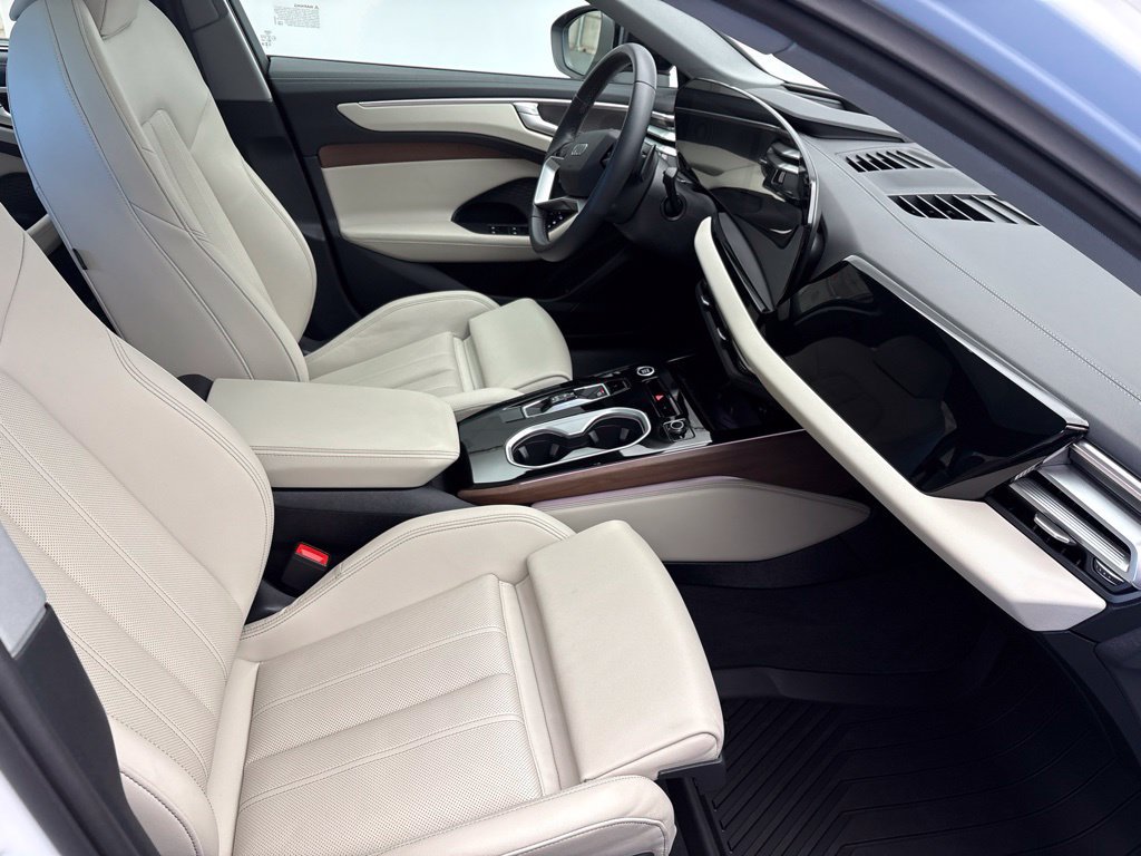 Used 2026 Audi A6 Premium Plus AWD/4WD image 26
