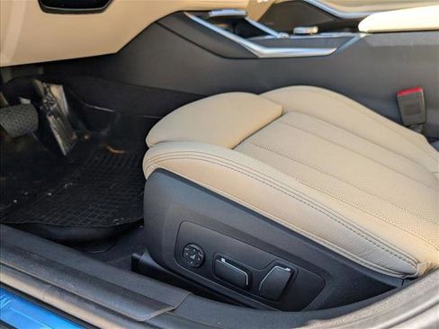 Used 2026 BMW 330i Sedan w/ Premium Package image 4