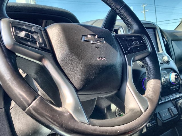 Used 2022 Chevrolet Silverado 1500 RST w/ Convenience Package II AWD/4WD image 19